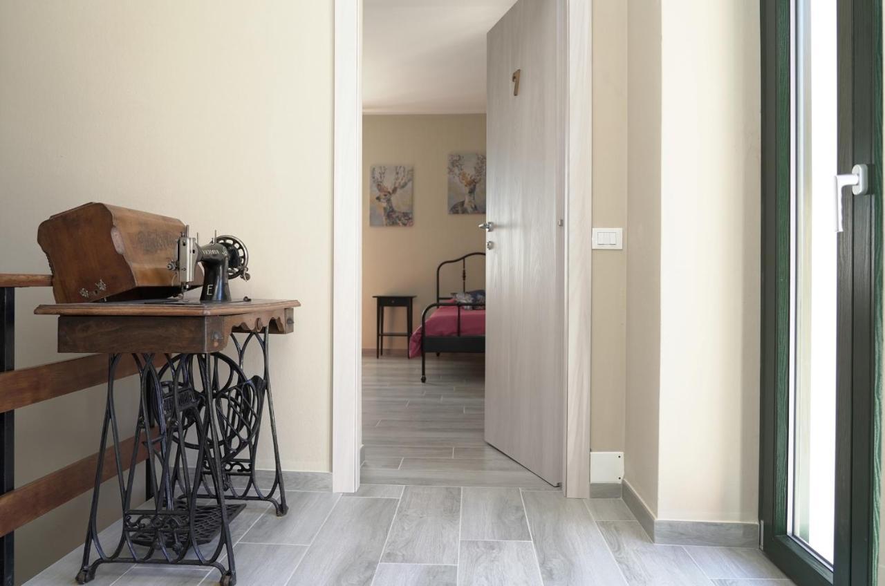 ホテル Cascina Riva Leggiuno エクステリア 写真