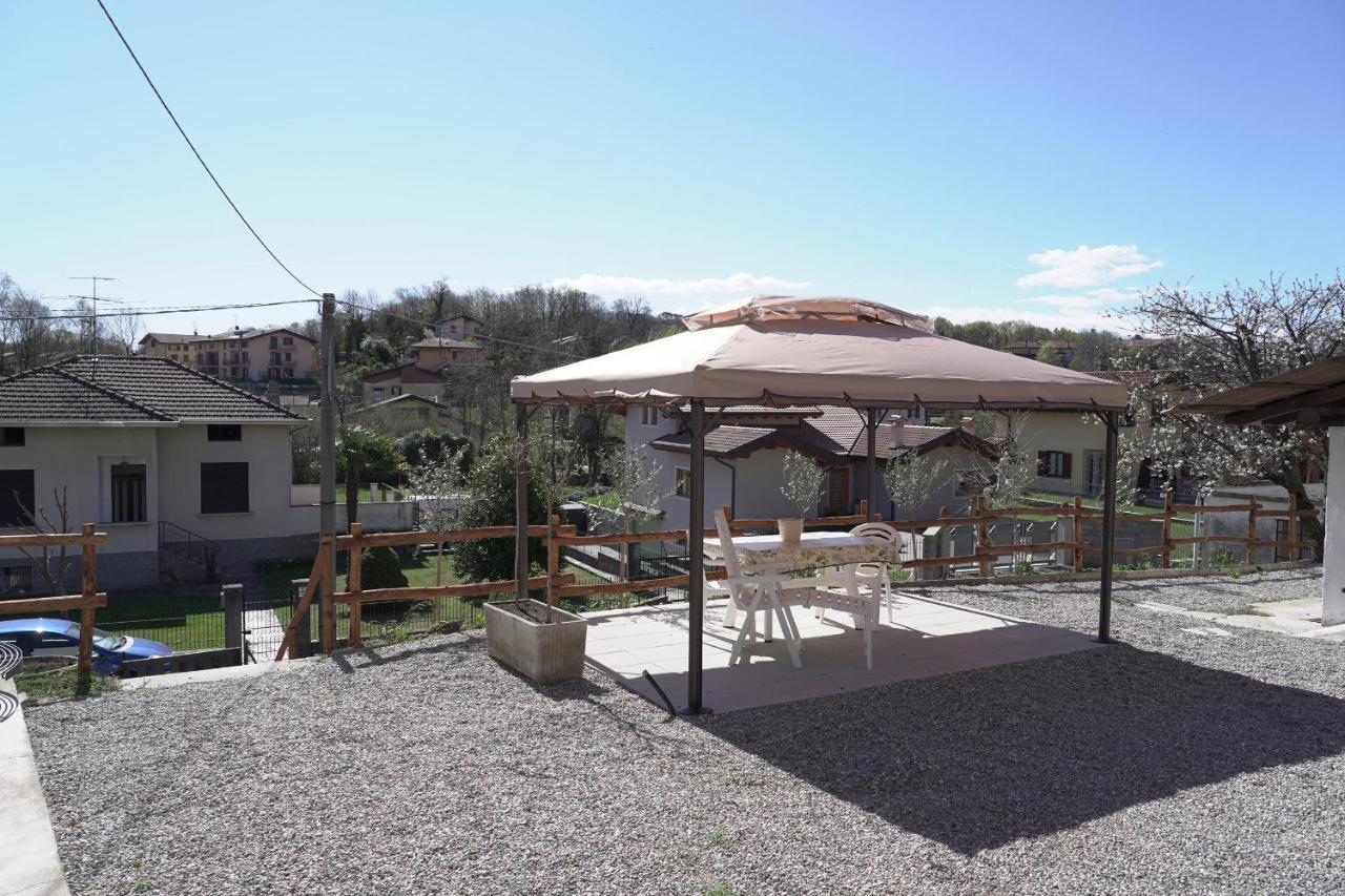 ホテル Cascina Riva Leggiuno エクステリア 写真
