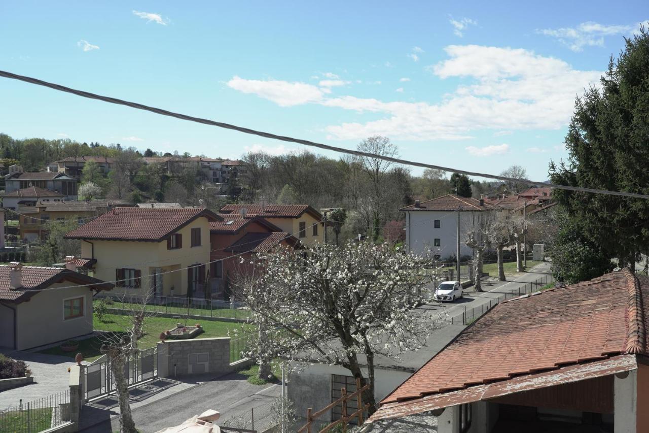 ホテル Cascina Riva Leggiuno エクステリア 写真