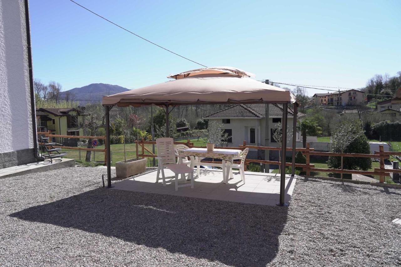 ホテル Cascina Riva Leggiuno エクステリア 写真