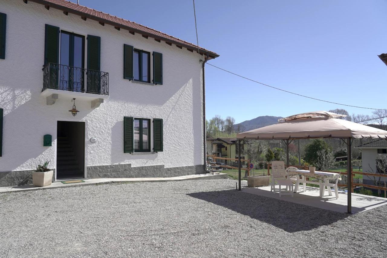 ホテル Cascina Riva Leggiuno エクステリア 写真